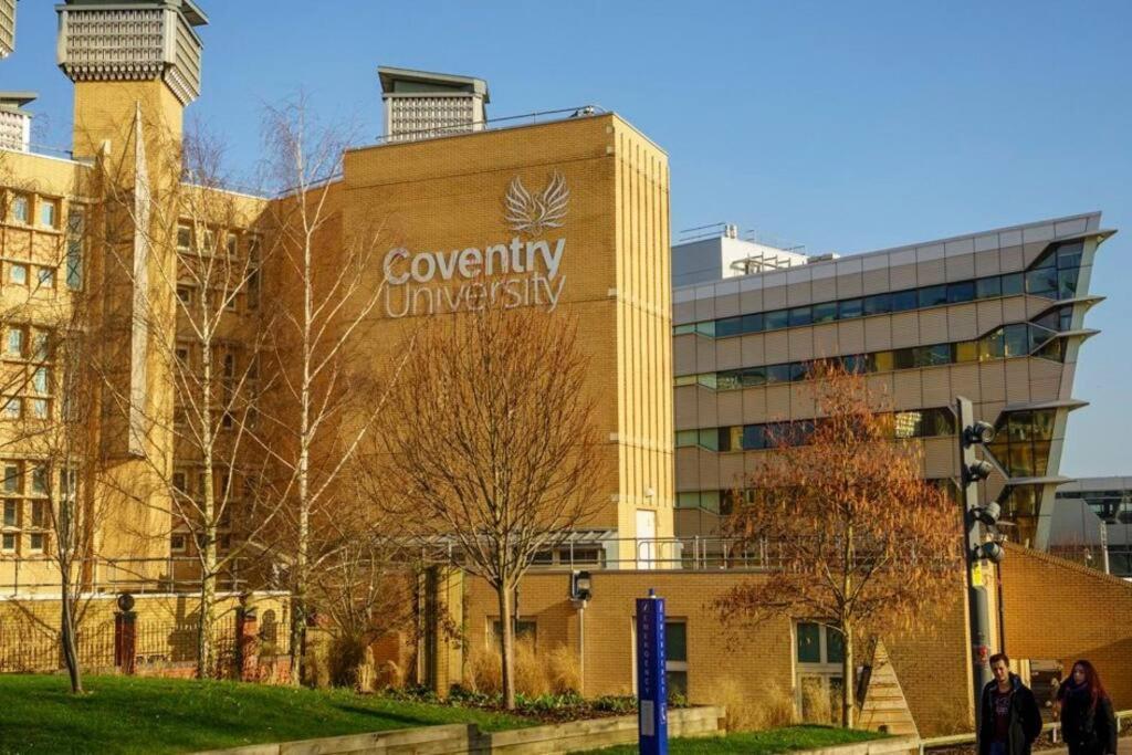 Comfortable Town House In Coventry City Centre Villa Exterior photo